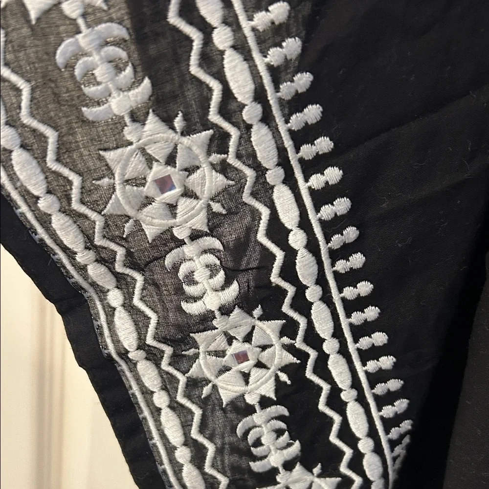 Tory Burch Black Tunic with White Detailing - Picture 3 of 8